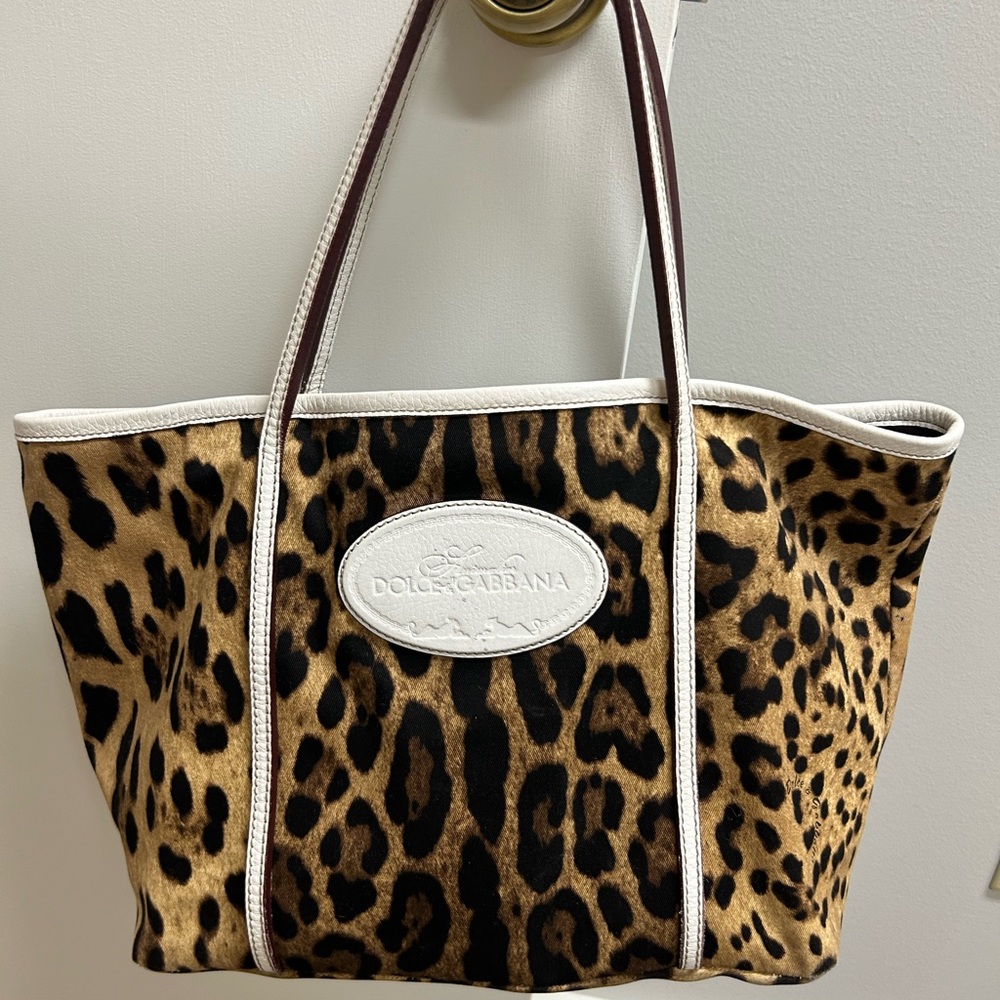 Dolce & Gabbana Leopard & Leather Tote - Picture 2 of 9